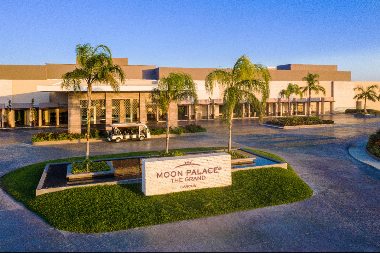 Los empleados del hotel Moon Palace Cancún robaron las botellas de la bodega