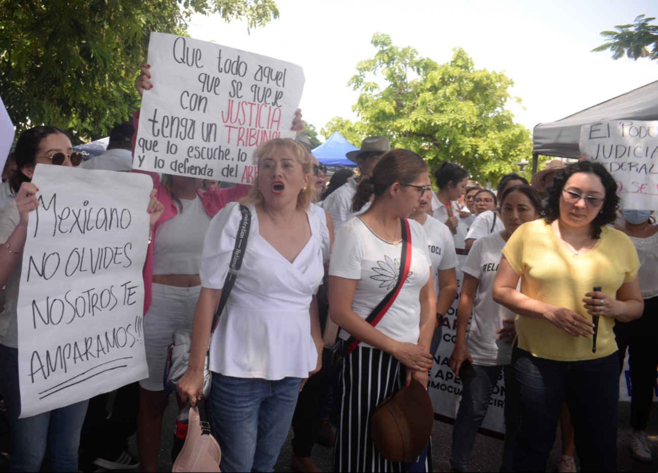 Empleados del Poder Judicial en Mérida llevan 24 horas de paro laboral