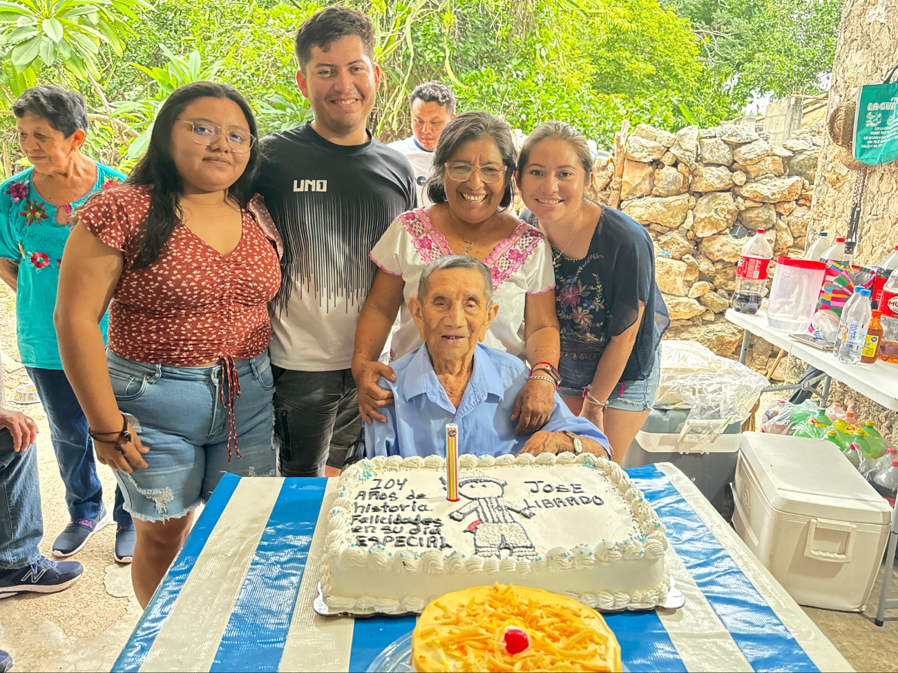 Recordó que fue agricultor, cazador, levantó albarradas y trabajó en la terracería.