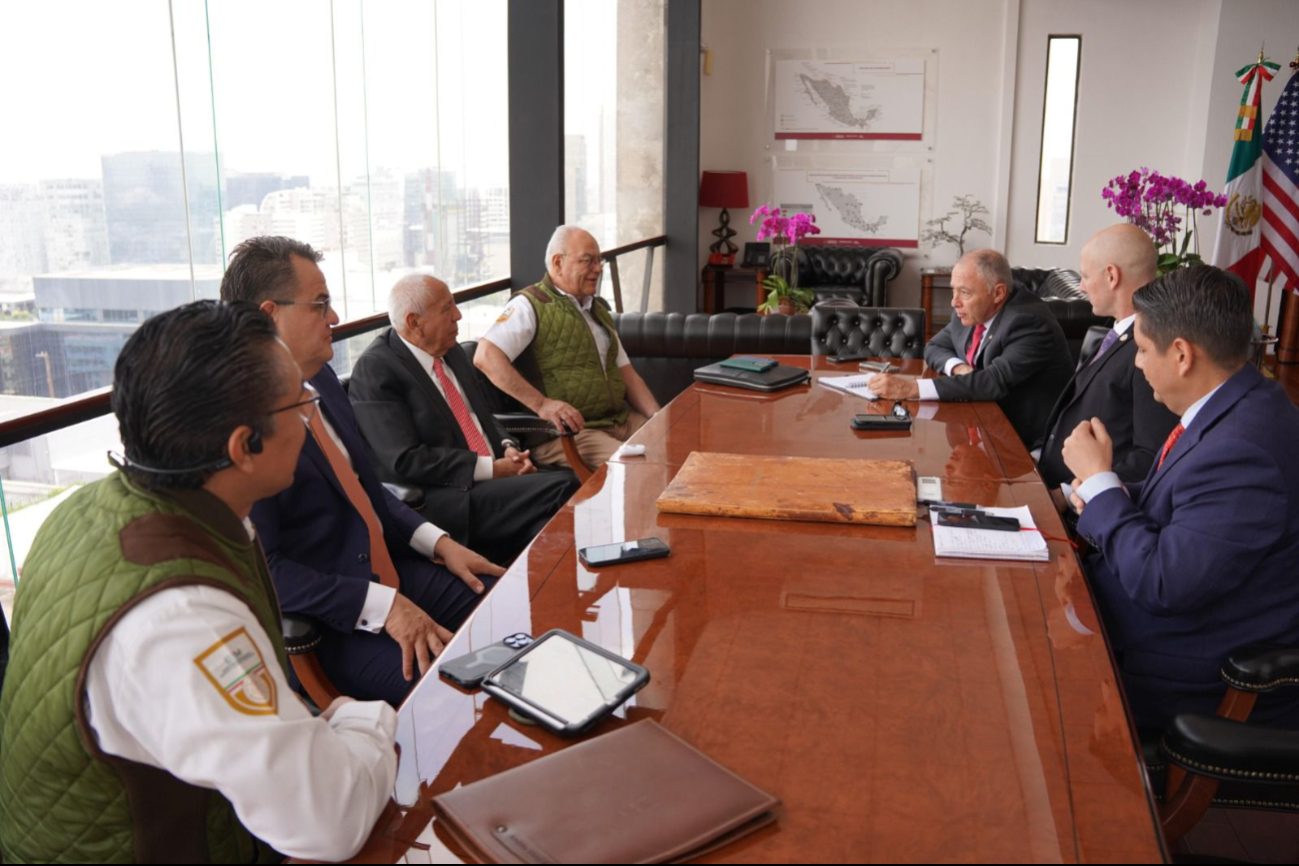 Autoridades del INM y CBP se reunieron para coordinar la implementación de la aplicación CBP One en Tabasco y Chiapas.