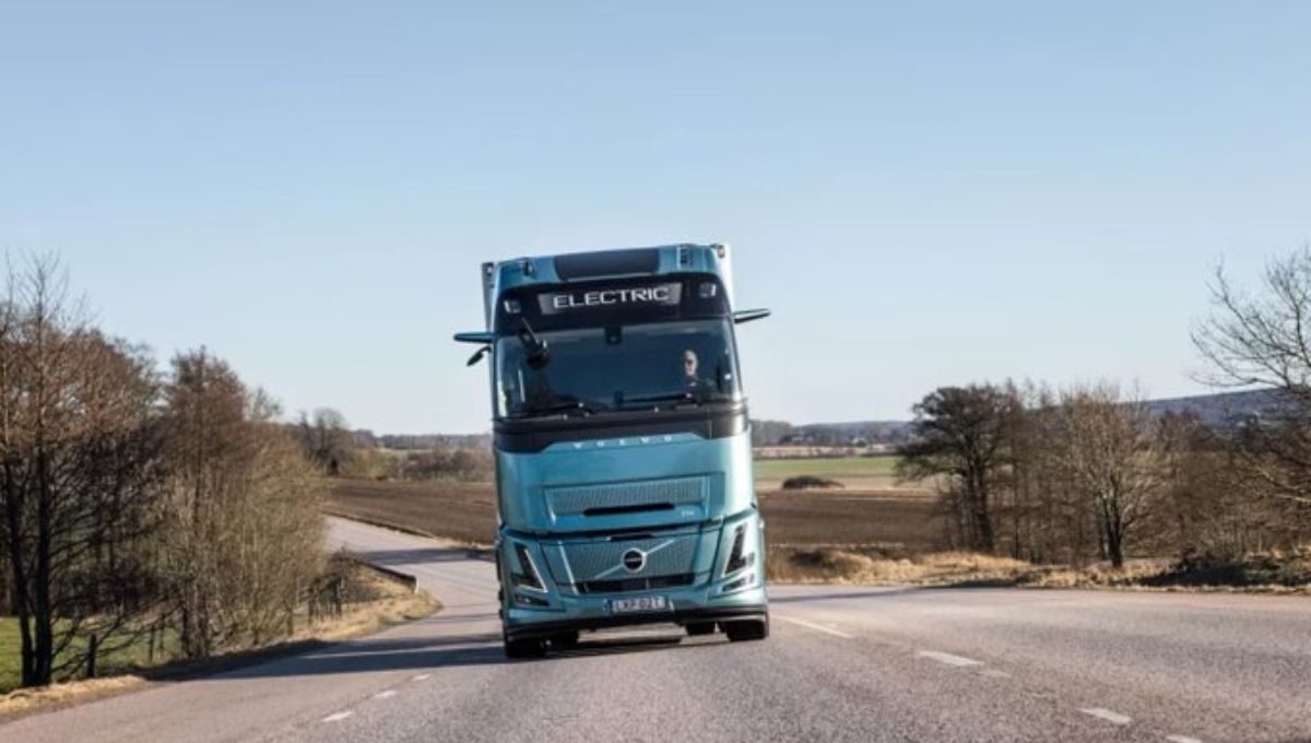 Nuevo León tendrá una planta armadora de camiones Volvo que surtirá los mercados de EU, Canadá y Latinoamérica