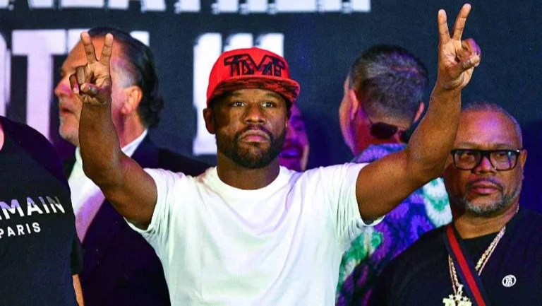   Floyd Mayweather vs. John Gotti III en vivo: Sigue en directo la pelea de exhibición desde la CDMX  