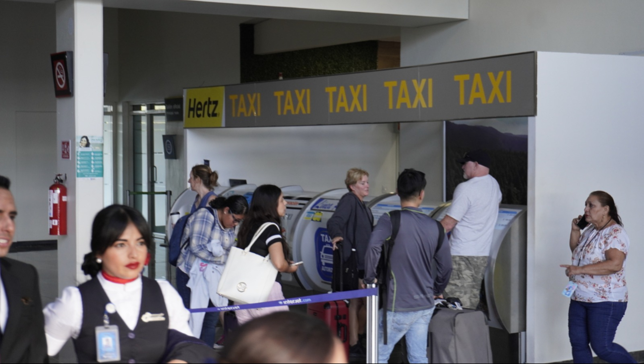 Terminó formalmente la jornada dominical en el Aeropuerto de Campeche