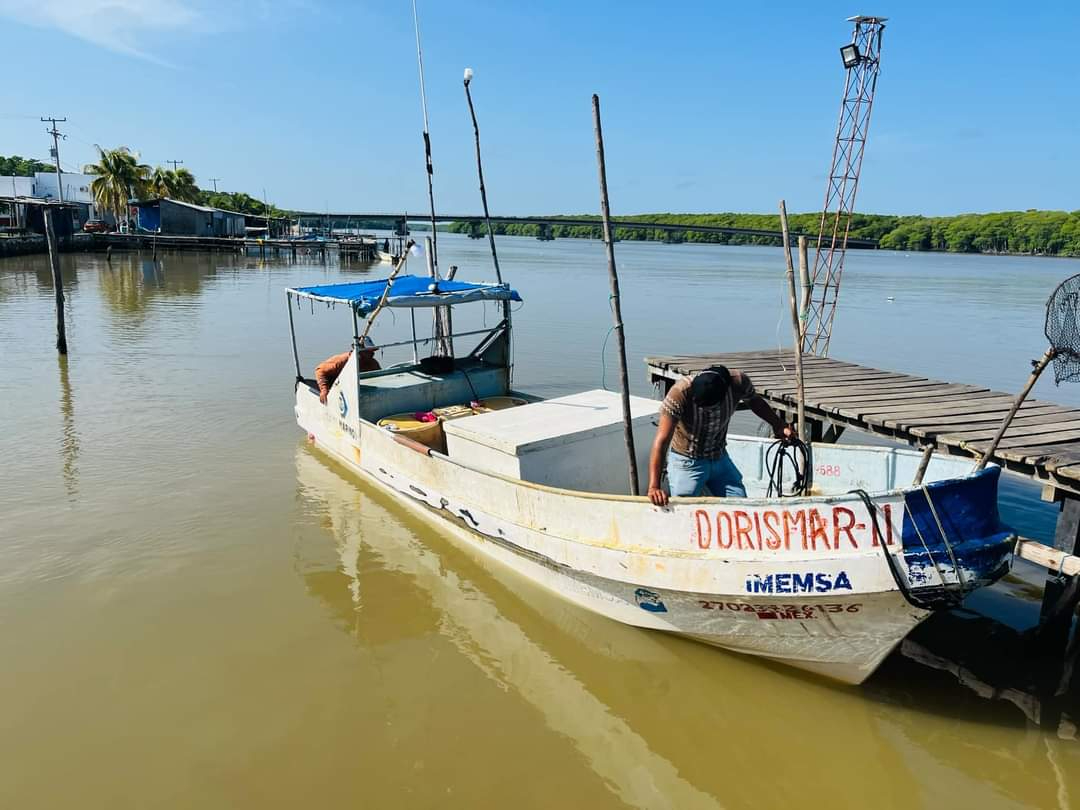 Familiares de náufragos tabasqueños piden ayuda en Ciudad del Carmen  