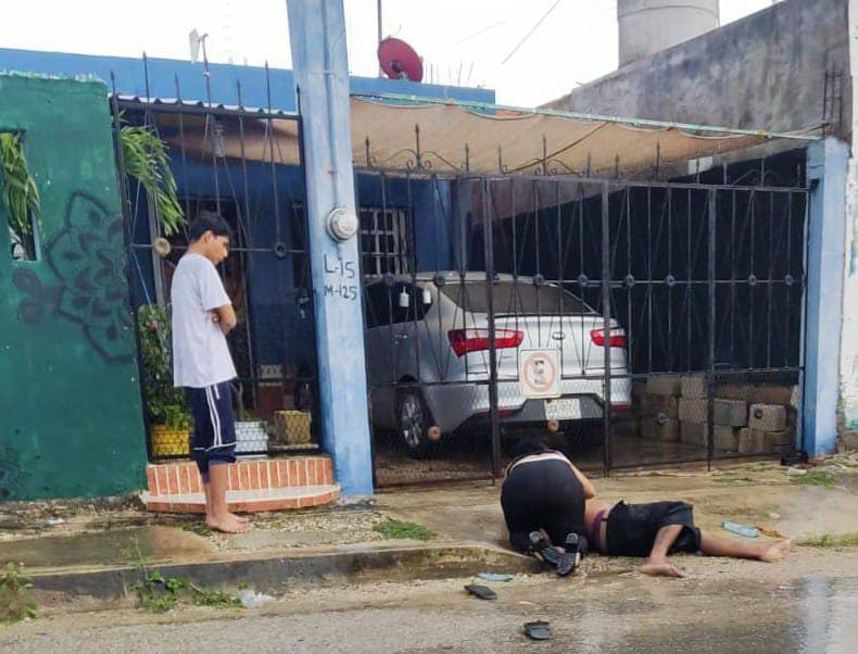 Auxilian a hombre herido en Chetumal