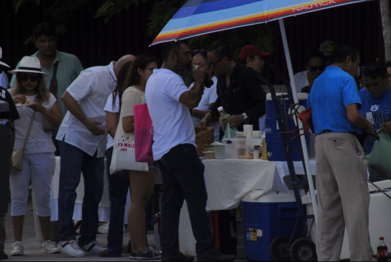 Una de las causas es el consumo de alimentos de puestos ambulantes