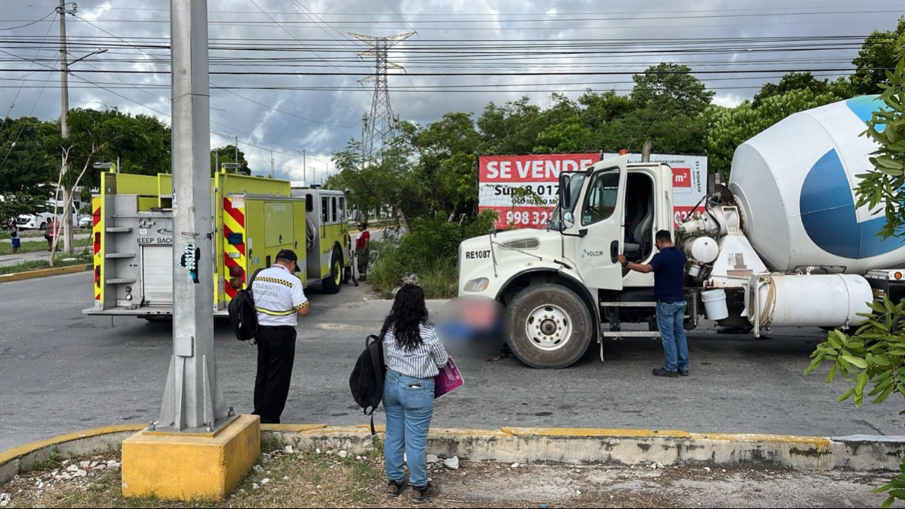 Chofer causa la muerte de  un motociclista tras atropellarlo en Cancún