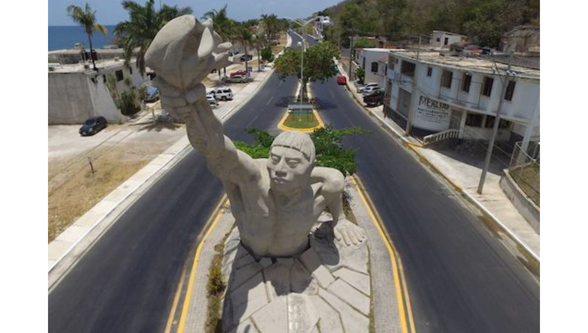 En la avenida a Lerma, simboliza el renacimiento de la ciudad.