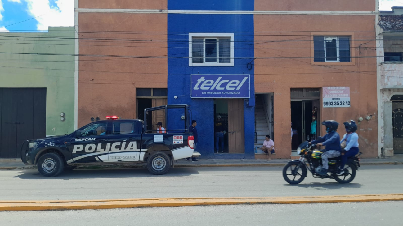  Roban botín   de más de 10 mil pesos y 60 celulares en pleno centro de Calkiní  