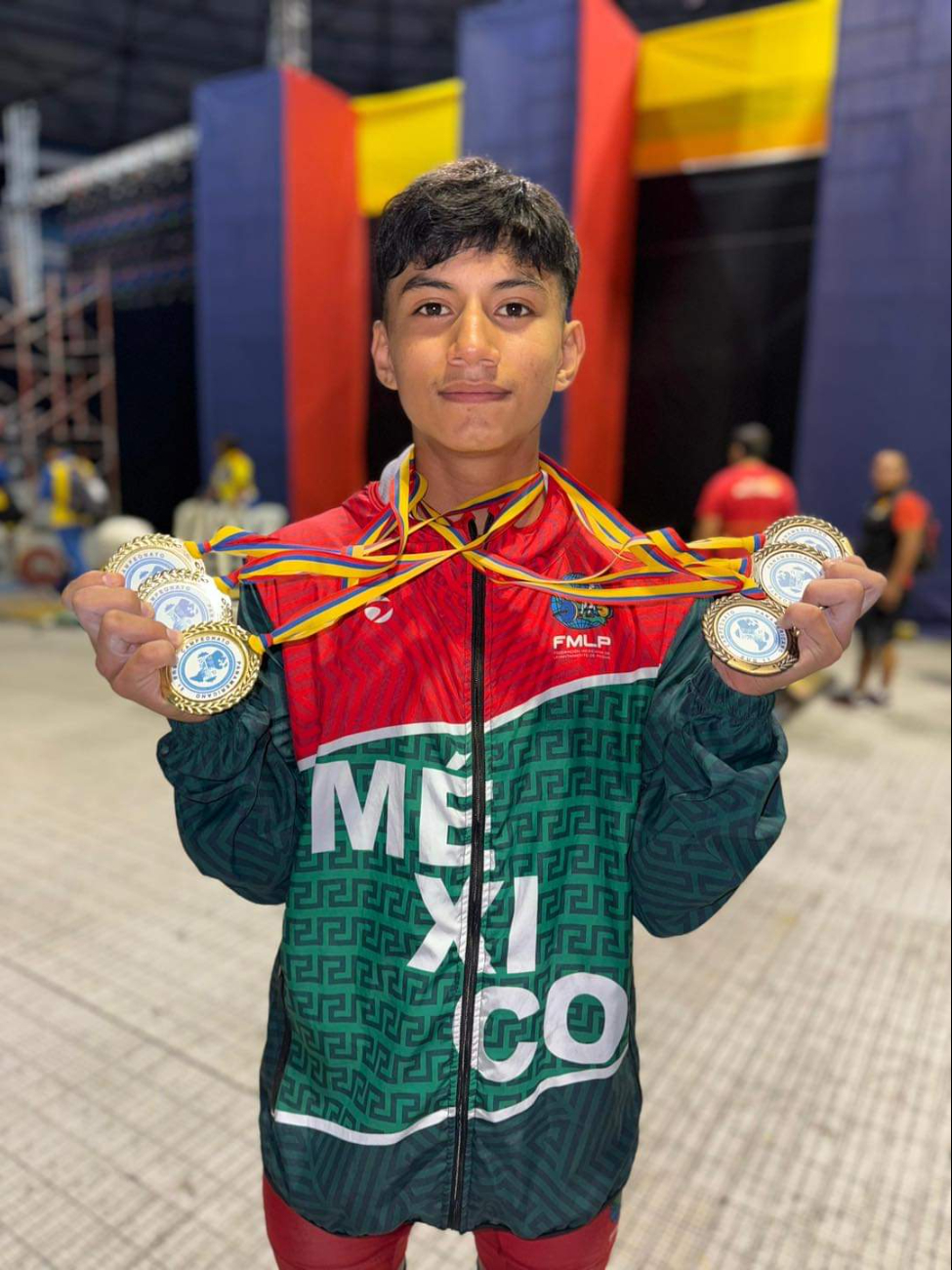 Víctor Méndez participó en dos categorías, la U15 y la U17