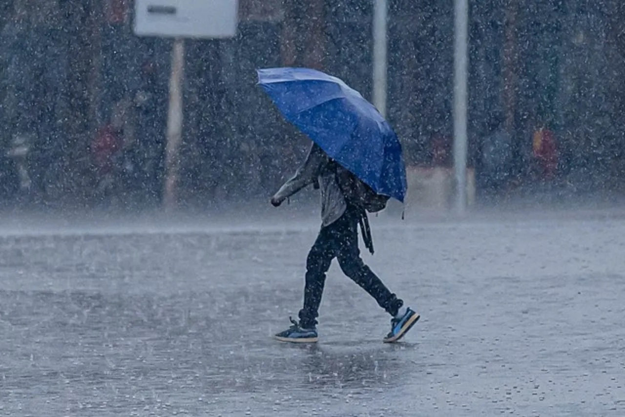 Lluvias en CDMX provocan diversas afectaciones este sábado 3 de agosto