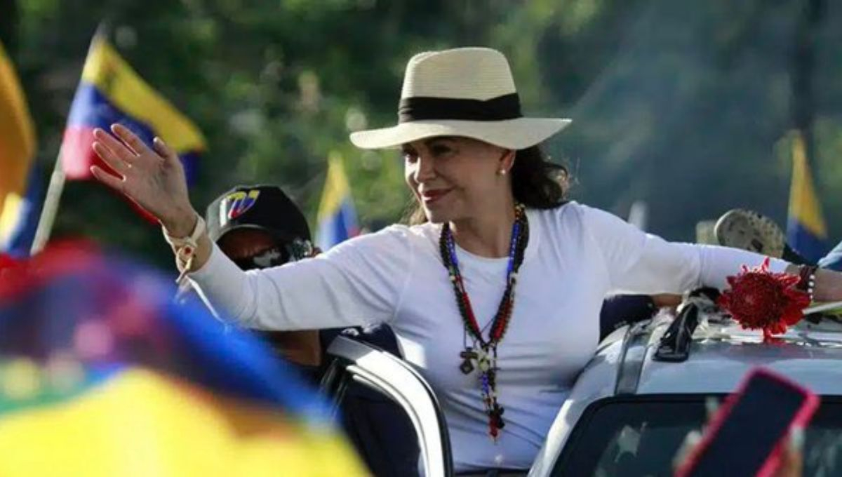 María Corina Machado reaparece en las protestas masivas en Venezuela contra la reelección de Maduro