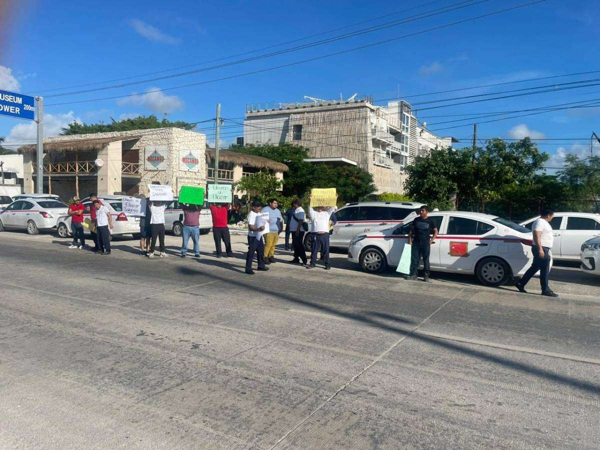 Sindicato de Taxistas Tiburones del Caribe en Tulum detuvo labores