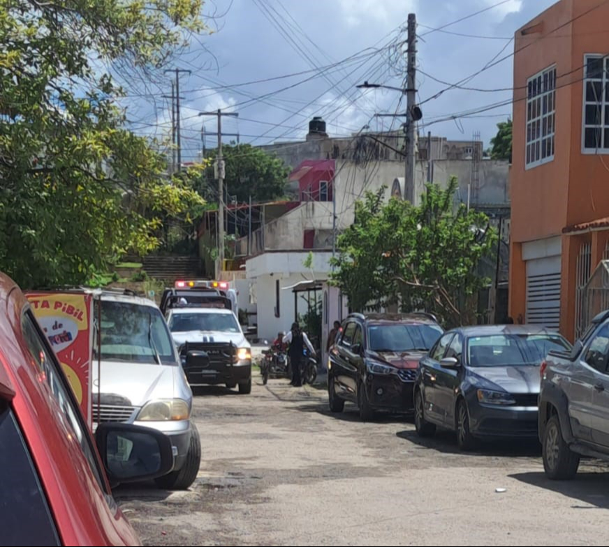 Ingerió pastillas y se cortó las muñecas con vidrio.