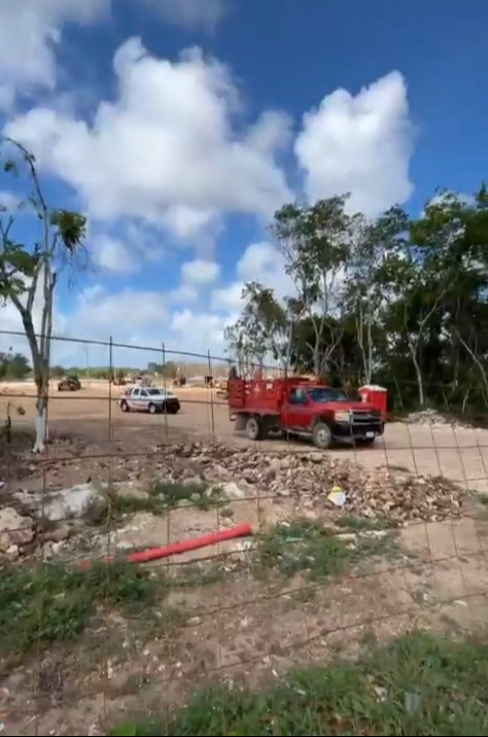 Bomberos permanece en el lugar de los hechos