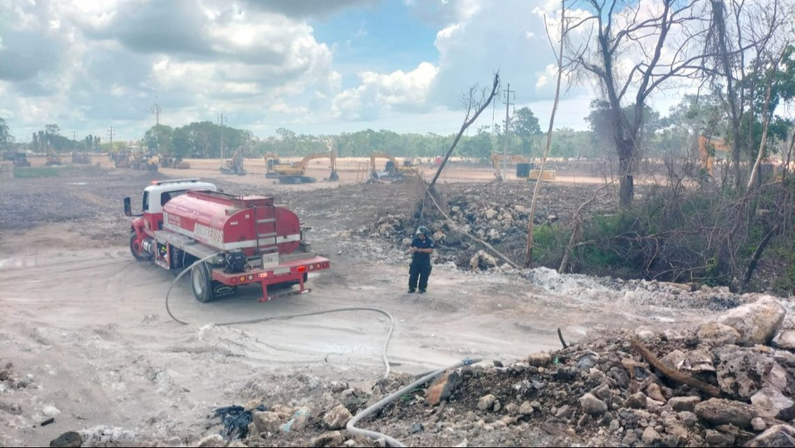 Parte del terreno incendiado en Playa del Carmen