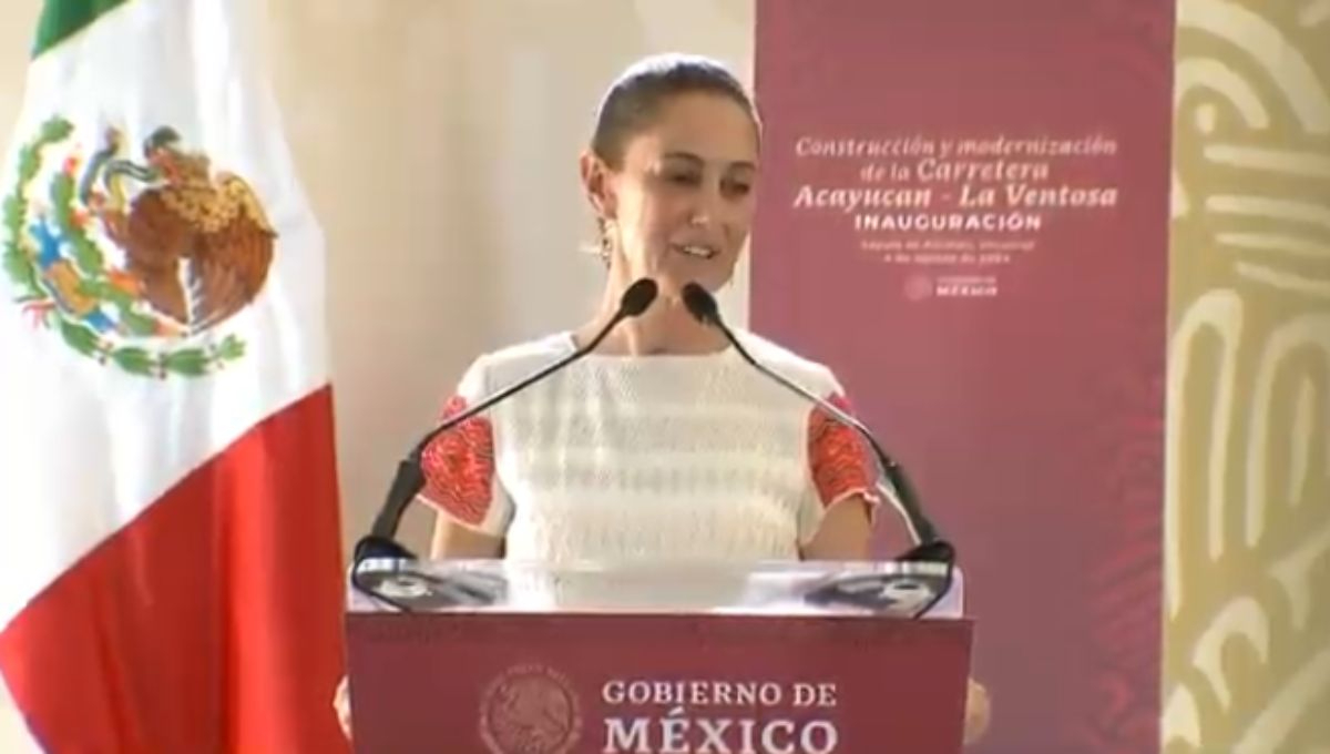 Sigue en vivo la inauguración de la carretera Acayucan-La Ventosa encabezada por AMLO y Sheinbaum