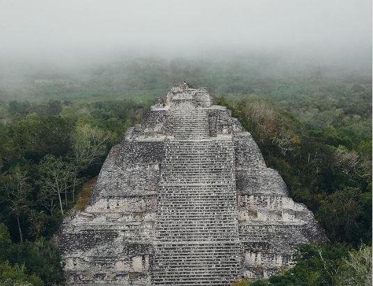 El estudio reveló 132 kilómetros cuadrados de vestigios mayas con unas 6,600 estructuras, superando a Calakmul