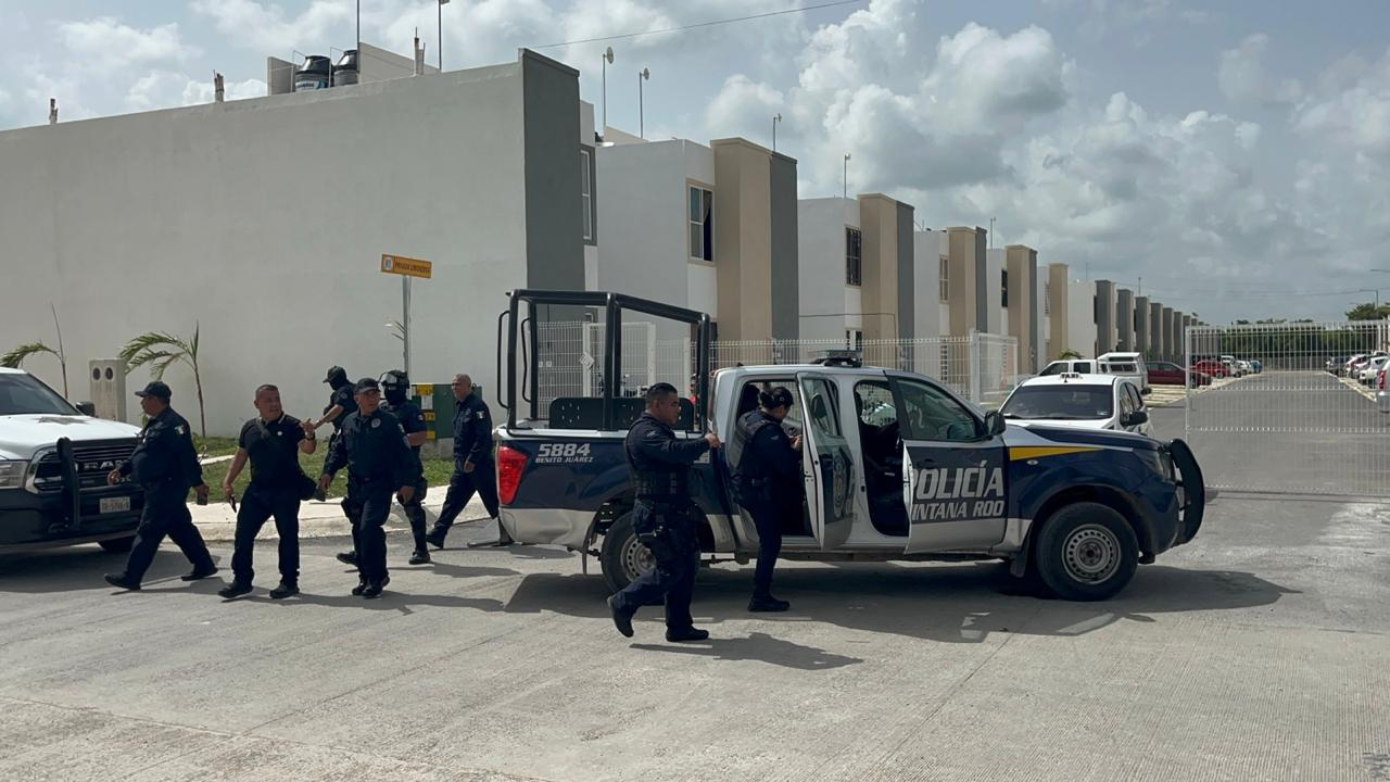 La tarde del pasado lunes, cuatro sujetos armados llegaron al condominio Koa Towers para arrojar el artefacto explosivo.