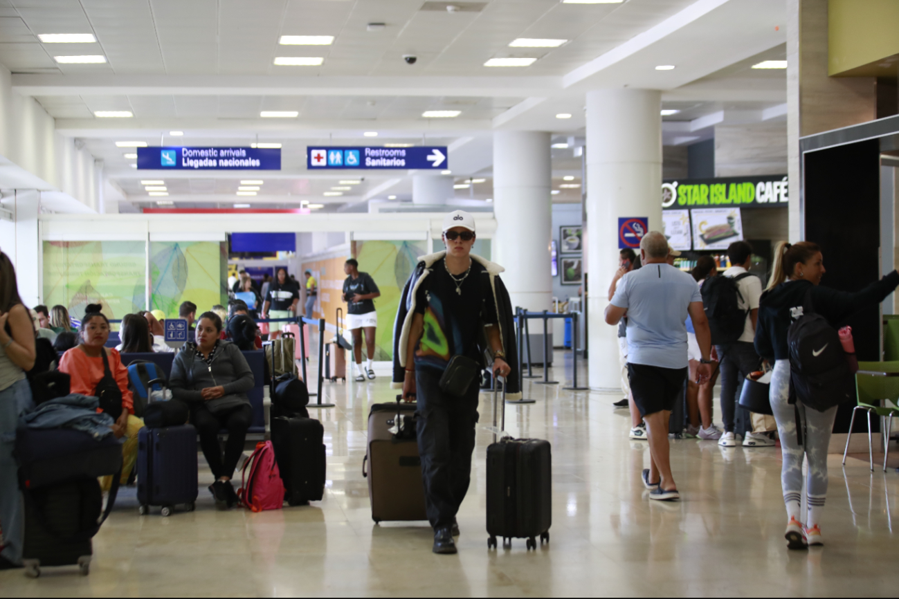 Aeropuerto de Cancún arranca el fin de semana con menos de 500 vuelos