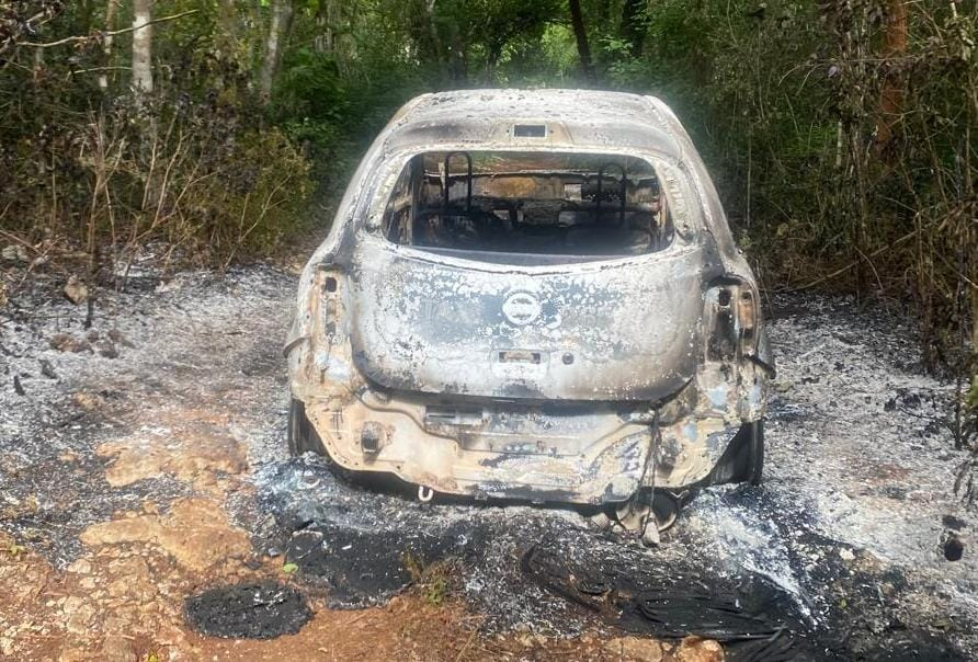 El dueño del taxi calcinado no ha sido localizado