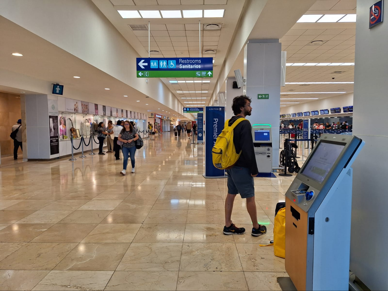 VivaAerobus  retrasa más de una hora el vuelo de Monterrey a Mérida