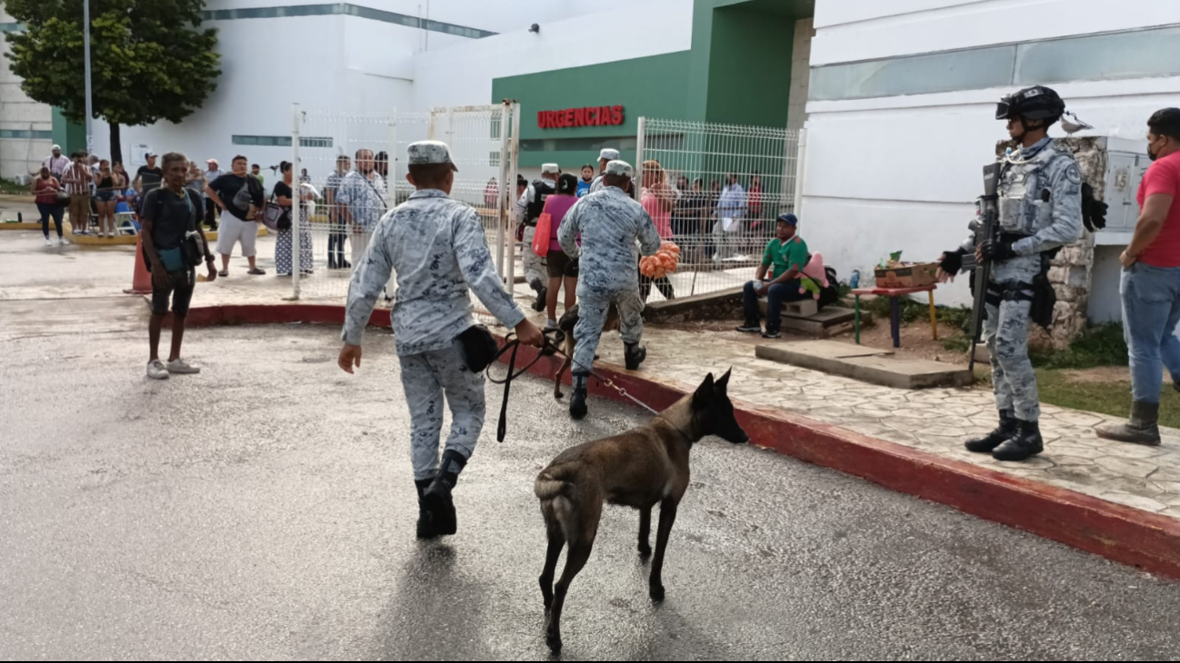 Autoridades mantienen el operativo en el Hospital General de Cancún