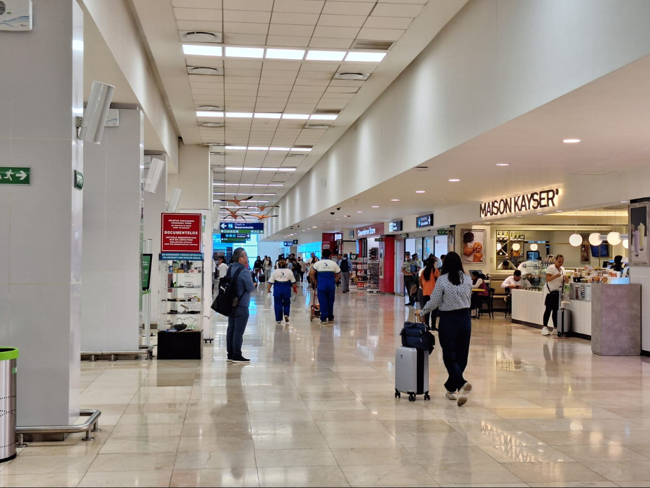 La afluencia de pasajeros se mantiene con normalidad en el aeropuerto de Mérida