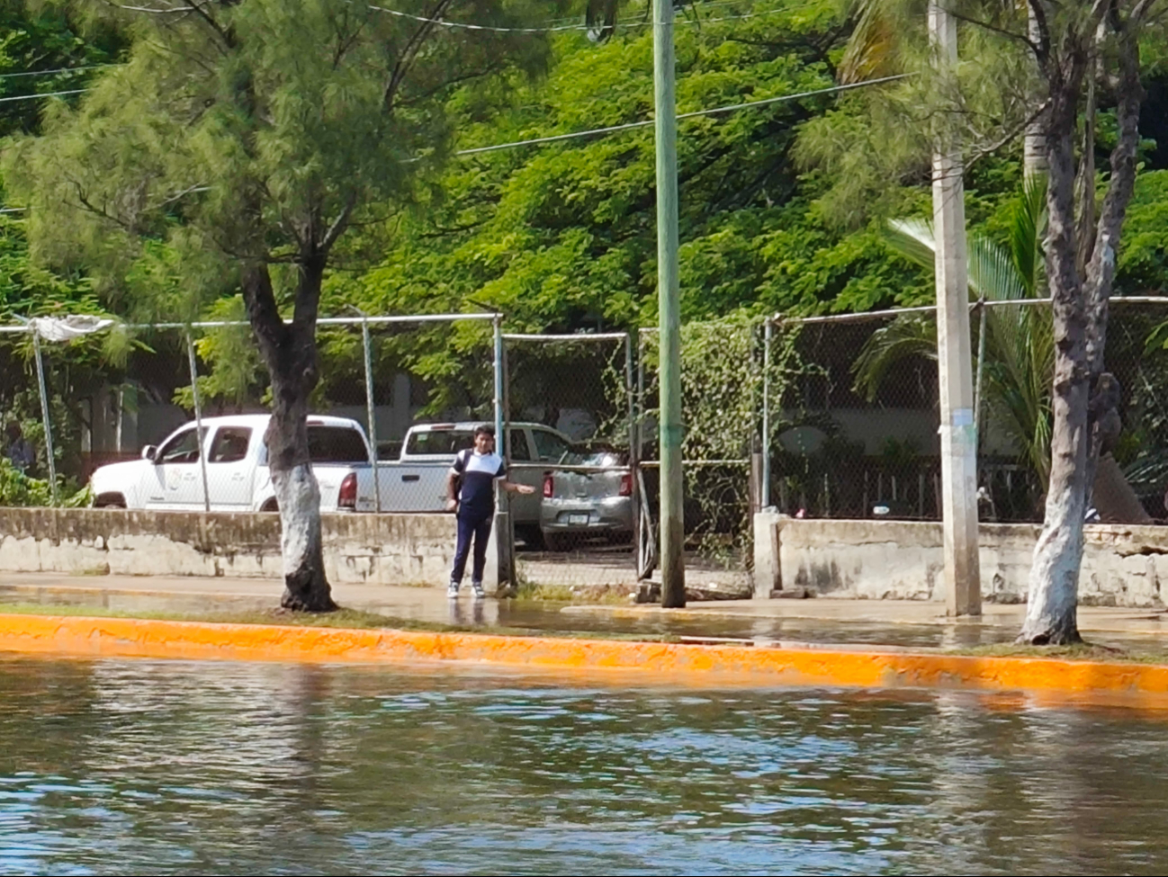 Las áreas más afectadas incluyen el acceso cuatro del Puerto Industrial y las escuelas CETMAR 29 y UPN 042