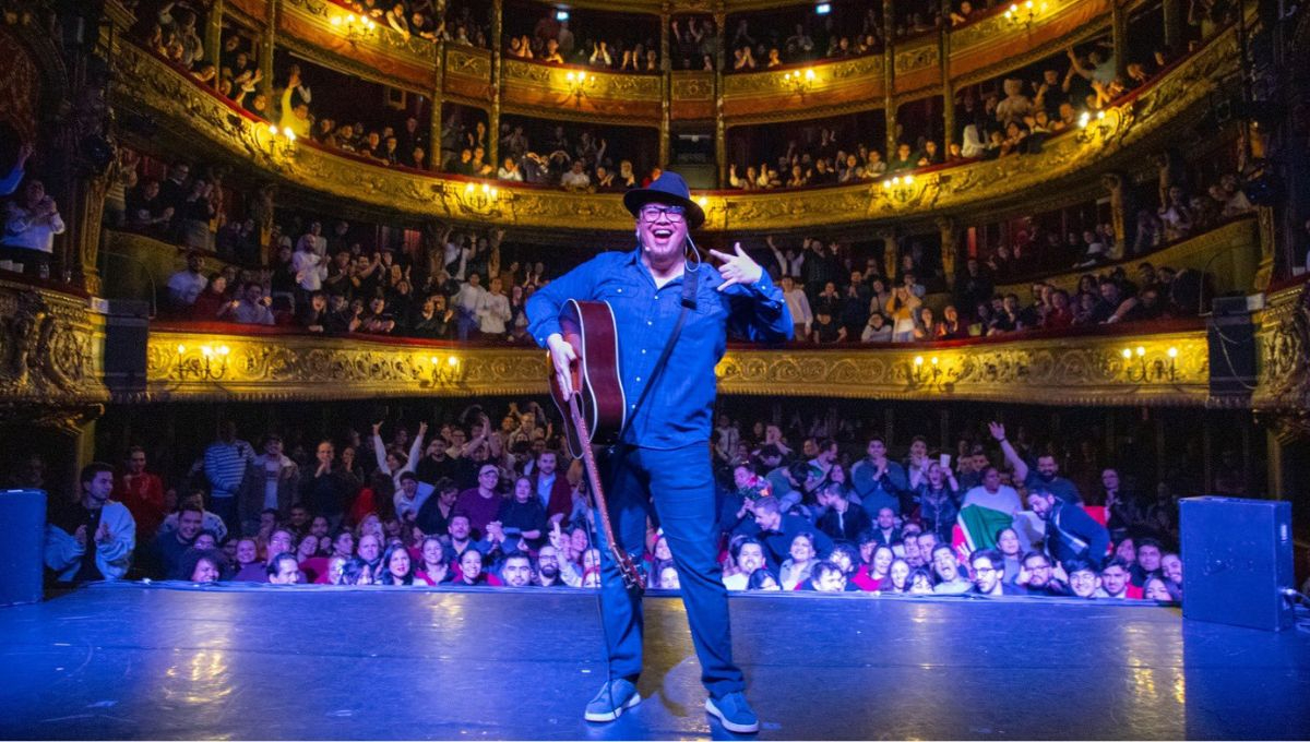 Franco Escamilla, cantante y standupero mexicano