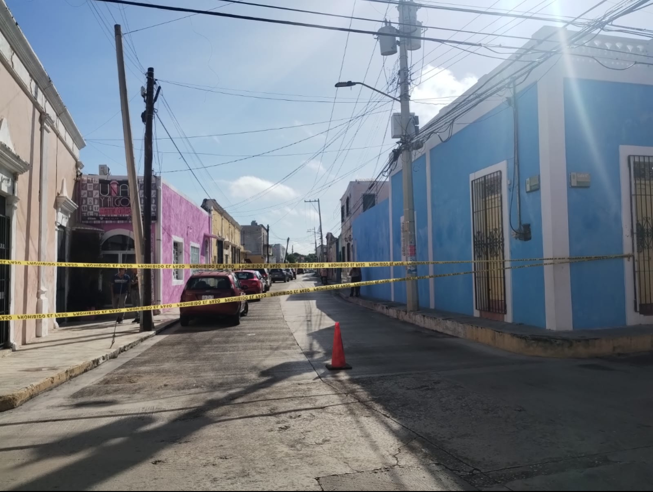 la calle se mantuvo cerrada durante la mañana de este miércoles