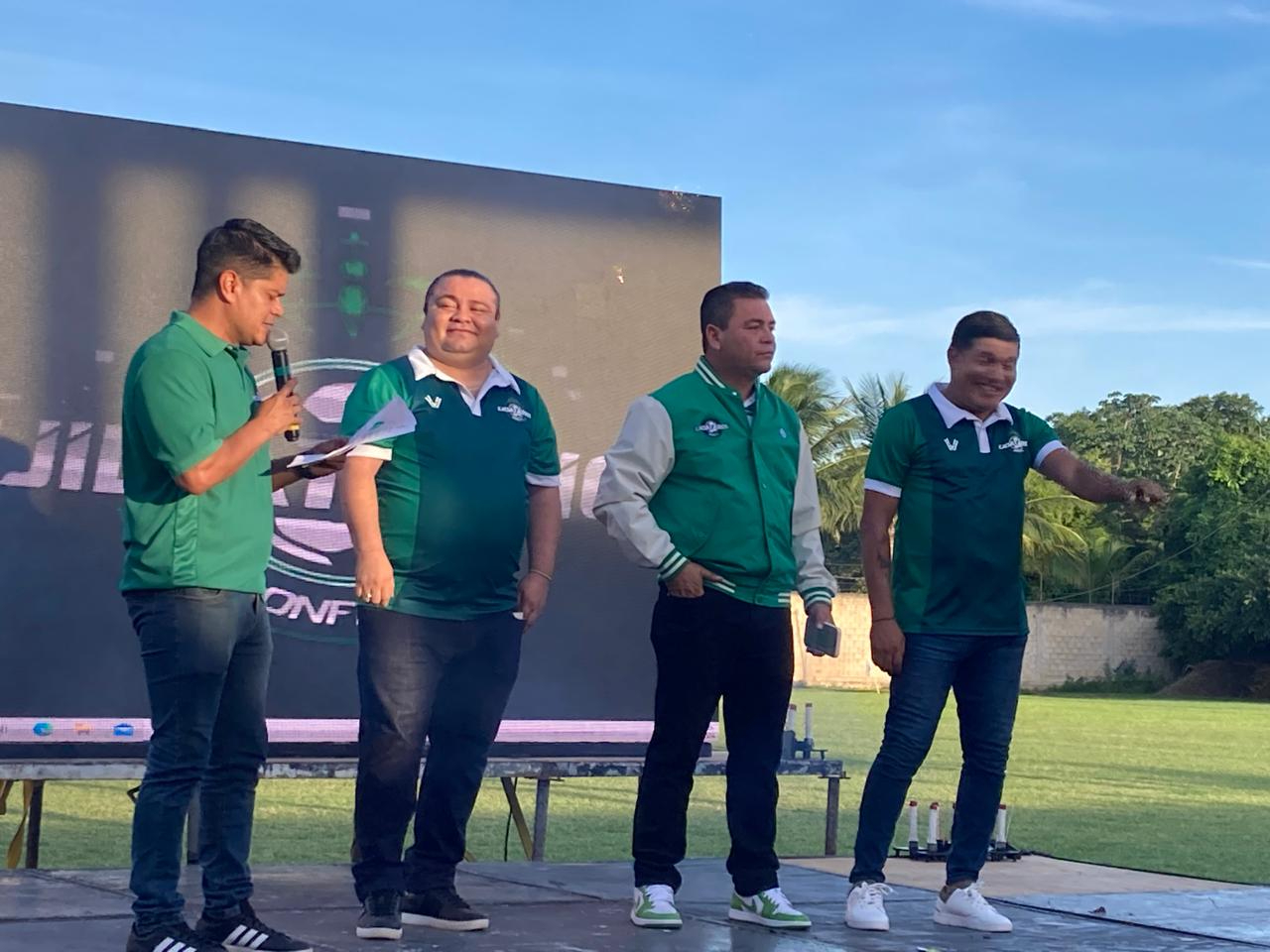 Presentan al equipo y la nueva piel Ejidataria