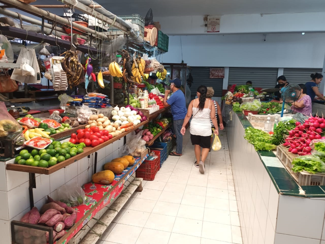 Algunas familias consideran comer otros platillos, como las carnitas asadas o el guiso al pastor