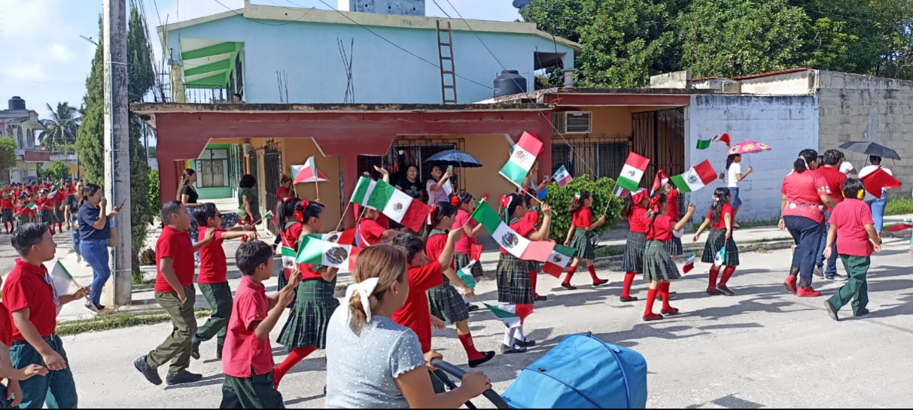 Celebran anticipadamente el 214° aniversario de la Independencia de México