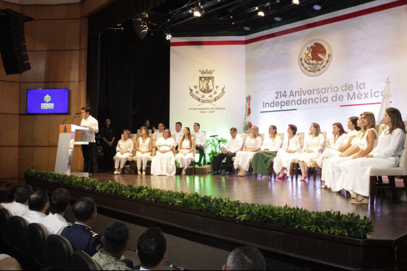 Ayuntamiento de Mérida realiza cabildo para celebrar la independencia de México  