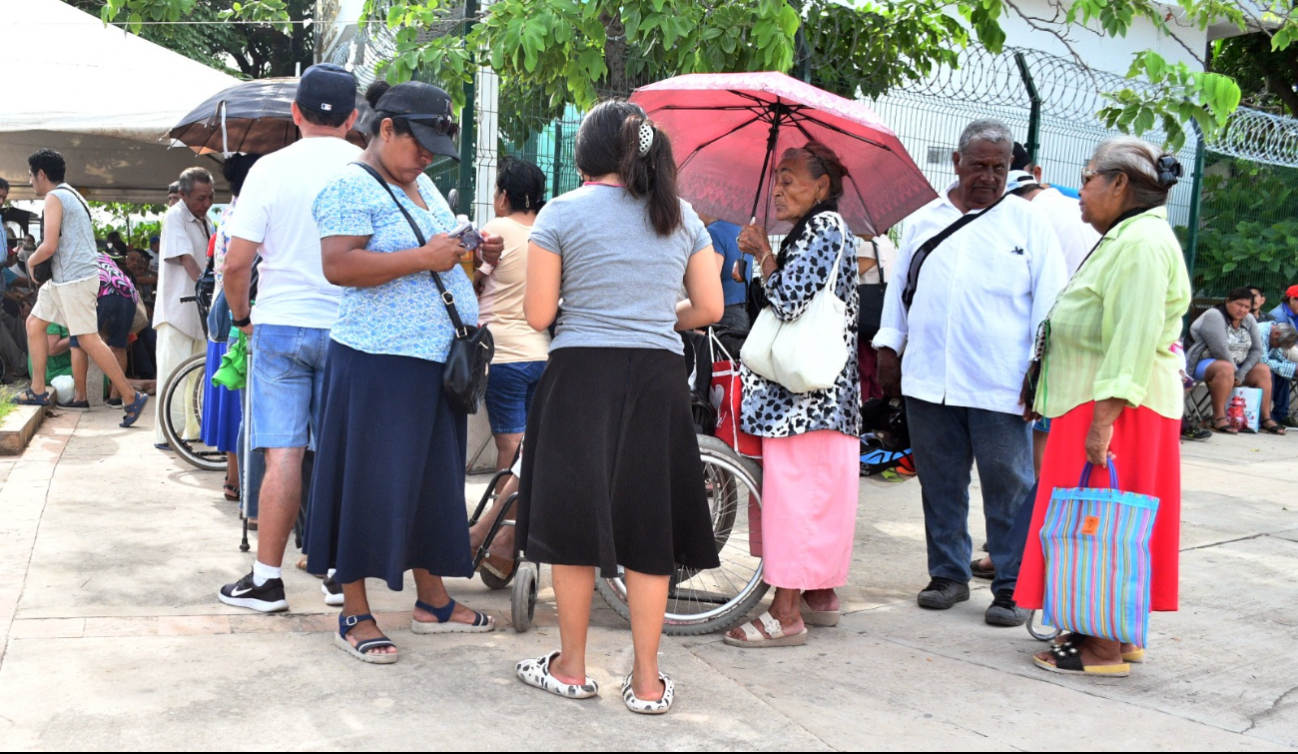 Pese a lluvias el calor en Campeche no cede