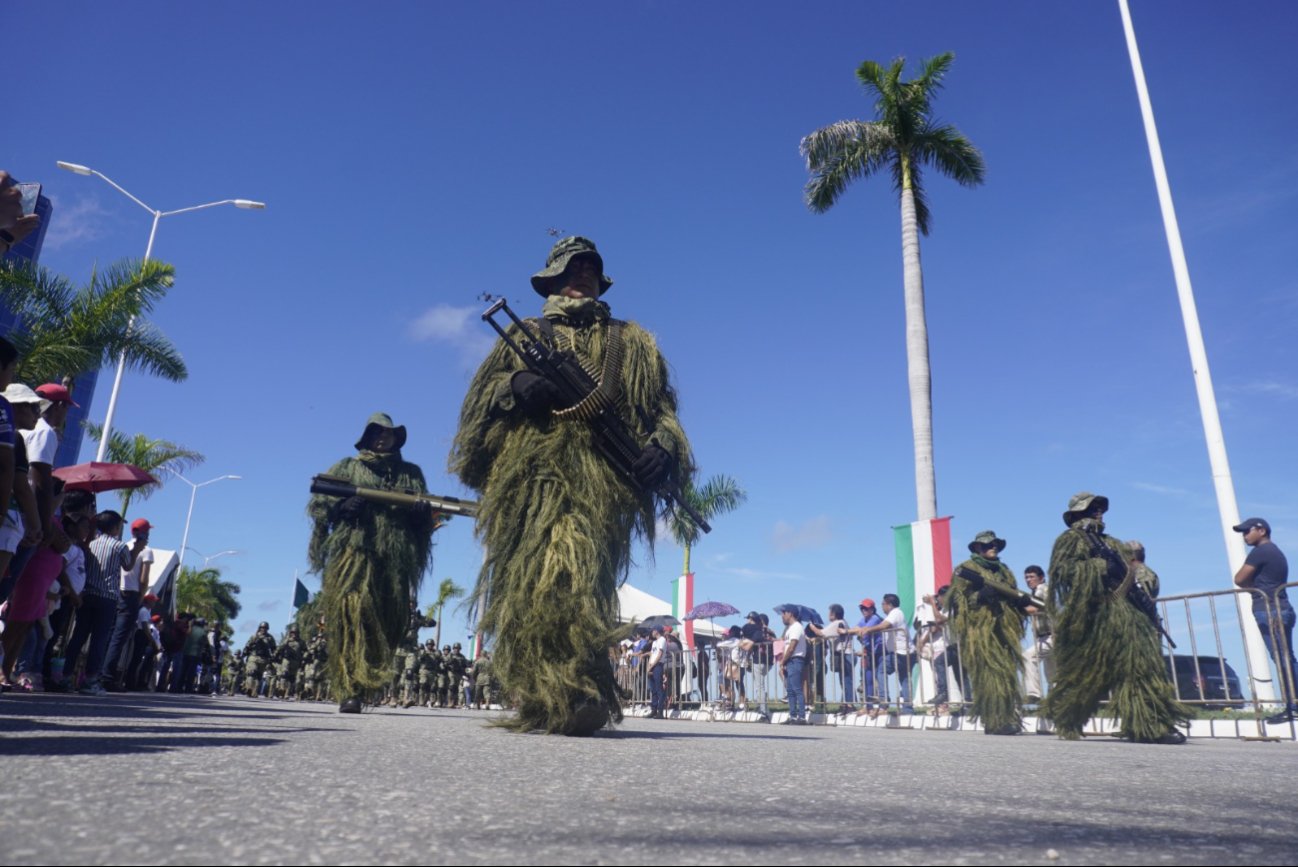 Los uniformados hicieron demostración de sus actividades