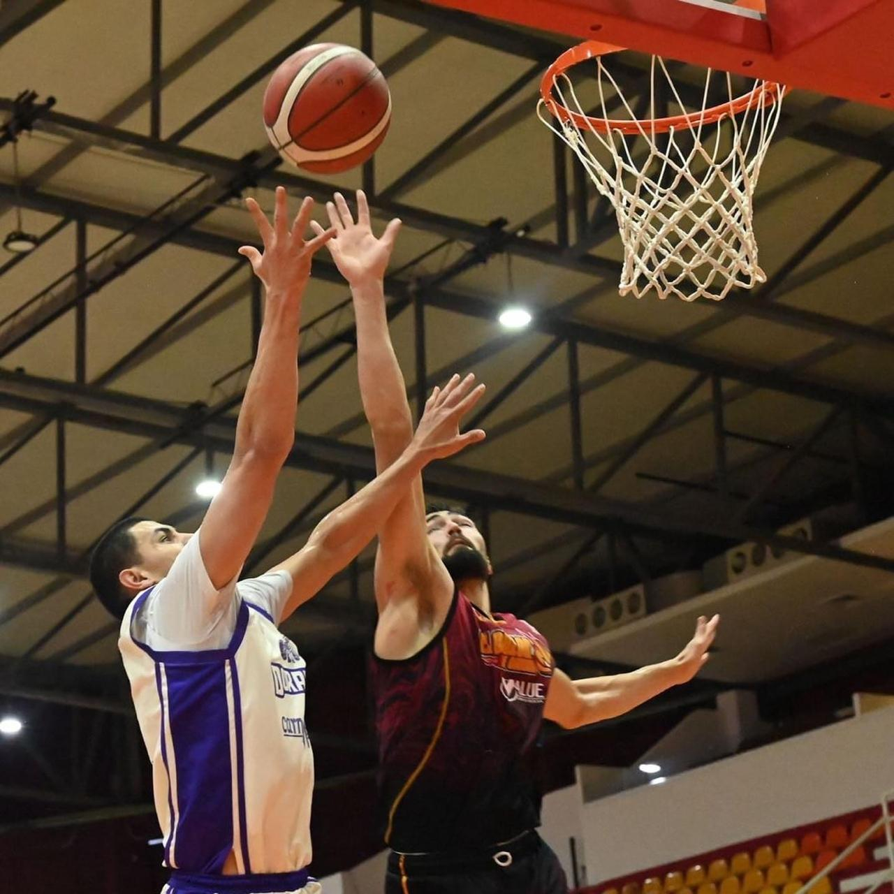 os jugadores más destacados por El Calor fueron Archie Goodwin que anotó 14 puntos, le siguió Martín “Tincho” Fernández con 13