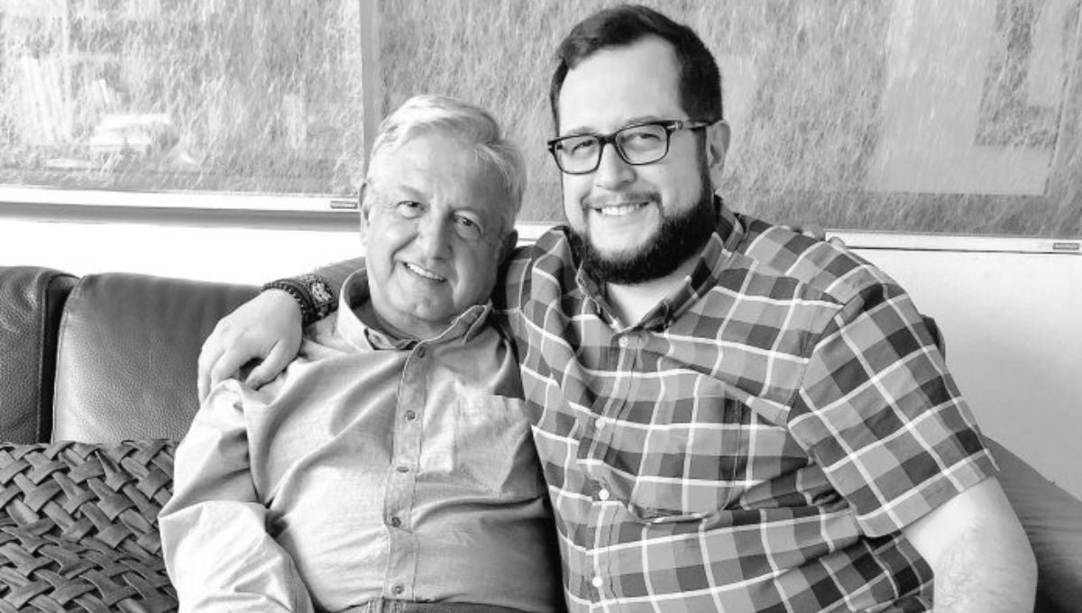 Andrés Manuel López Obrador junto a su hijo José Ramón López Beltrán