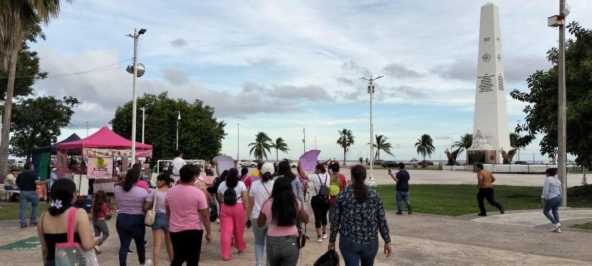 La marcha terminó se dirigió hacia el Congreso del Estado