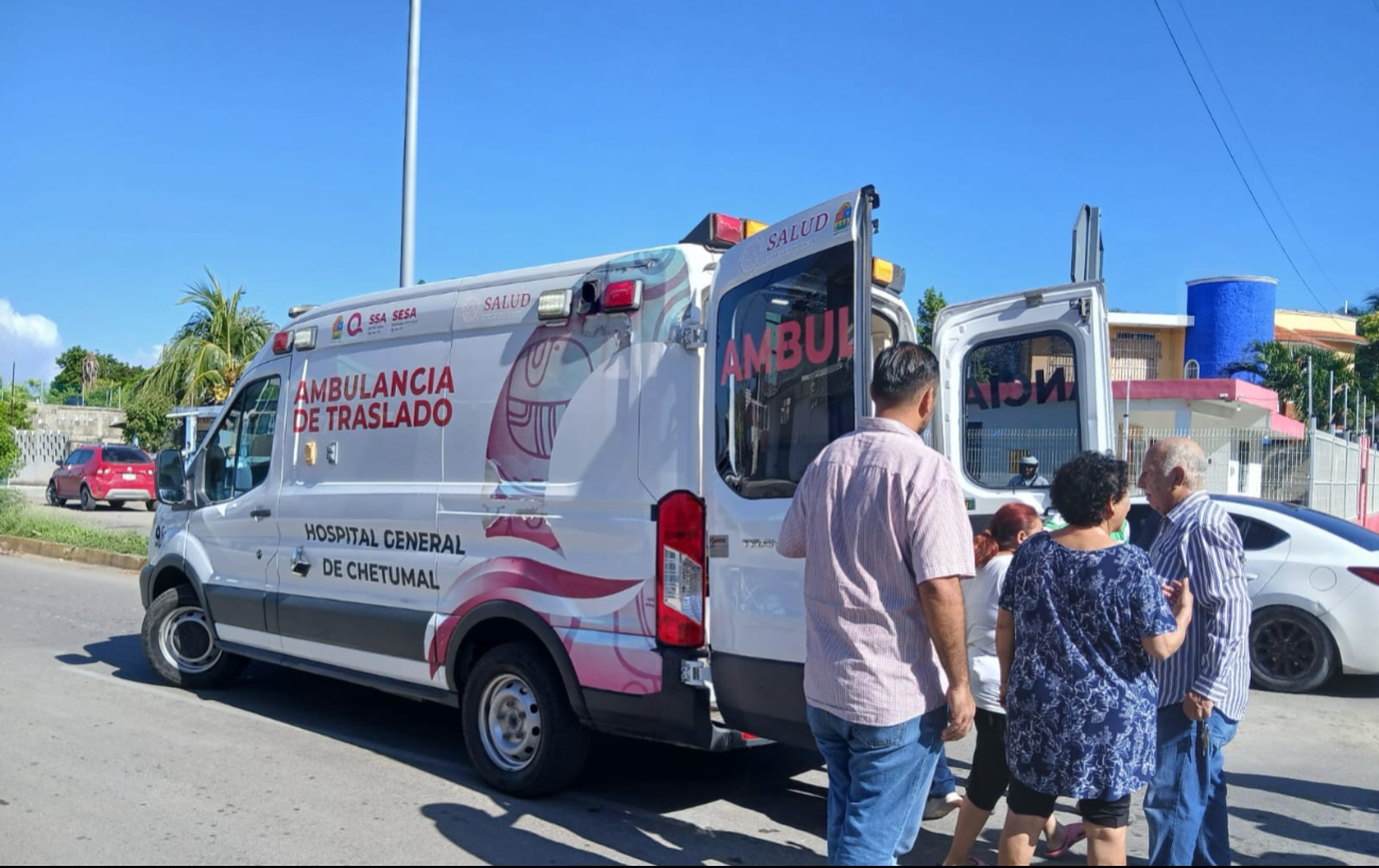 Funcionaria de salud arrolla a motociclista en Chetumal