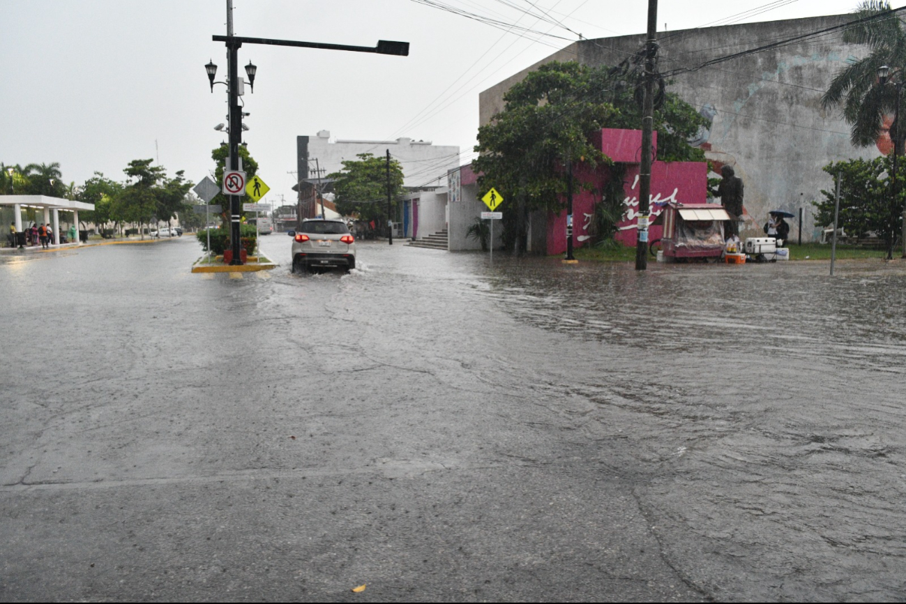 Las lluvias estarán acompañadas de descargas eléctricas y rachas de viento debido a la Onda Tropical no. 24 y otras condiciones meteorológicas