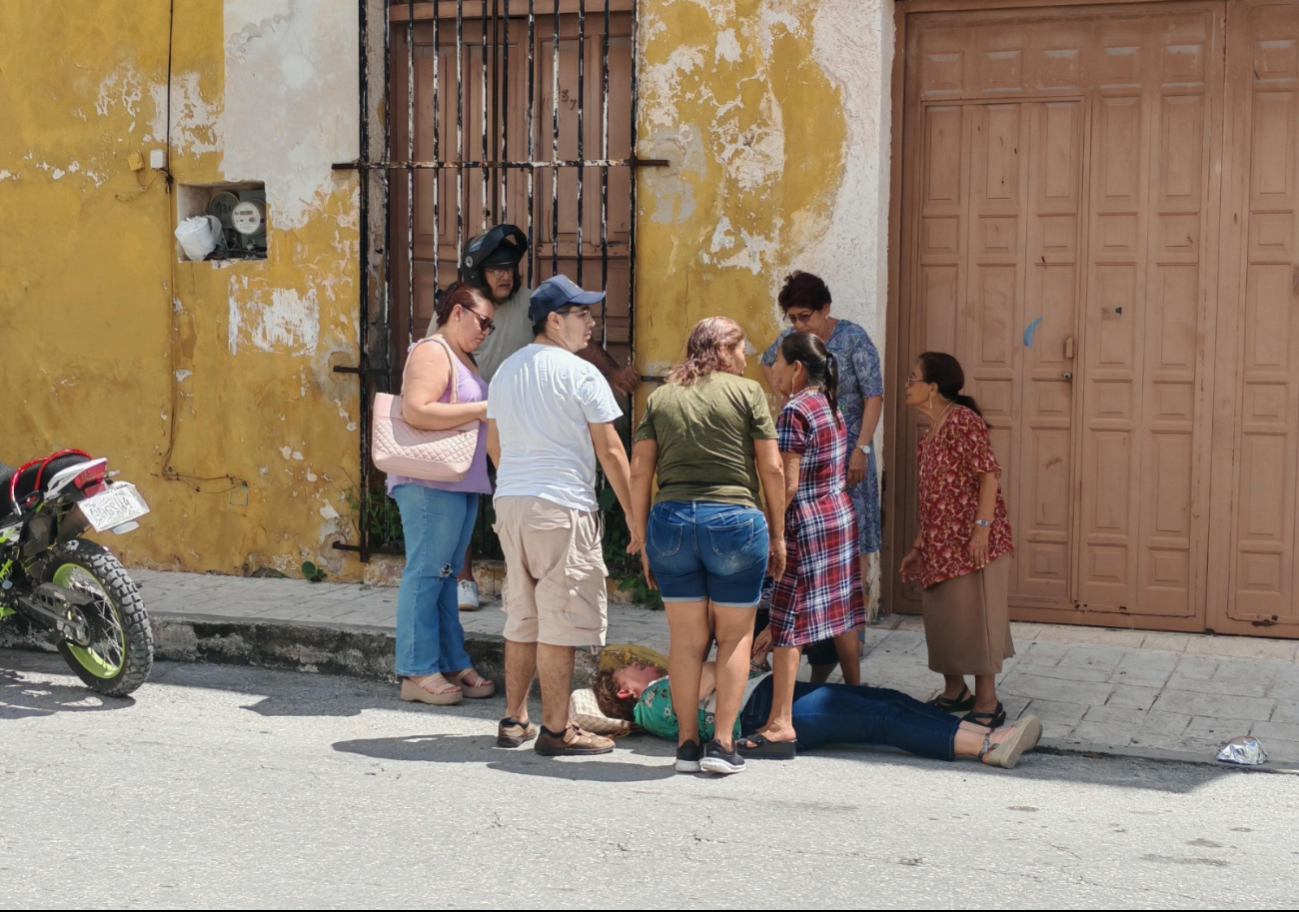 Al lugar llegaron su esposa e hija