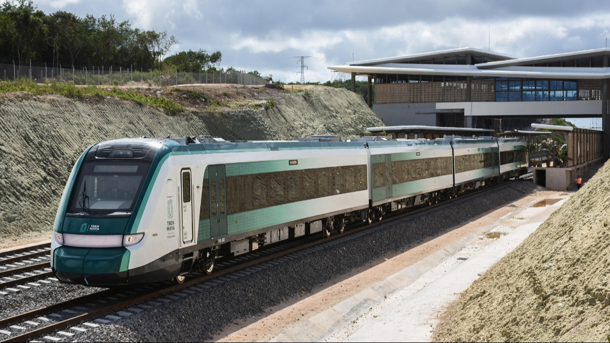 Comunican en redes suspensión de operaciones del Tren Maya por tormenta tropical Helene.