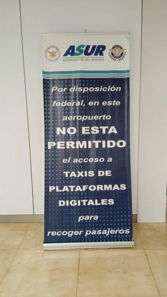 ASUR niega acceso a taxis de plataformas digitales en el aeropuerto de Cancún