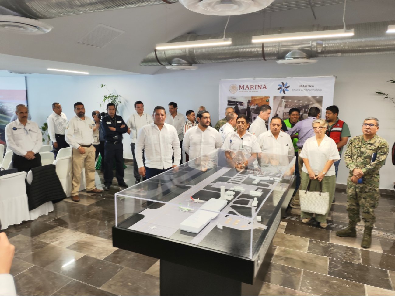 La aviación laboral, especialmente para Pemex, es la principal actividad del aeropuerto