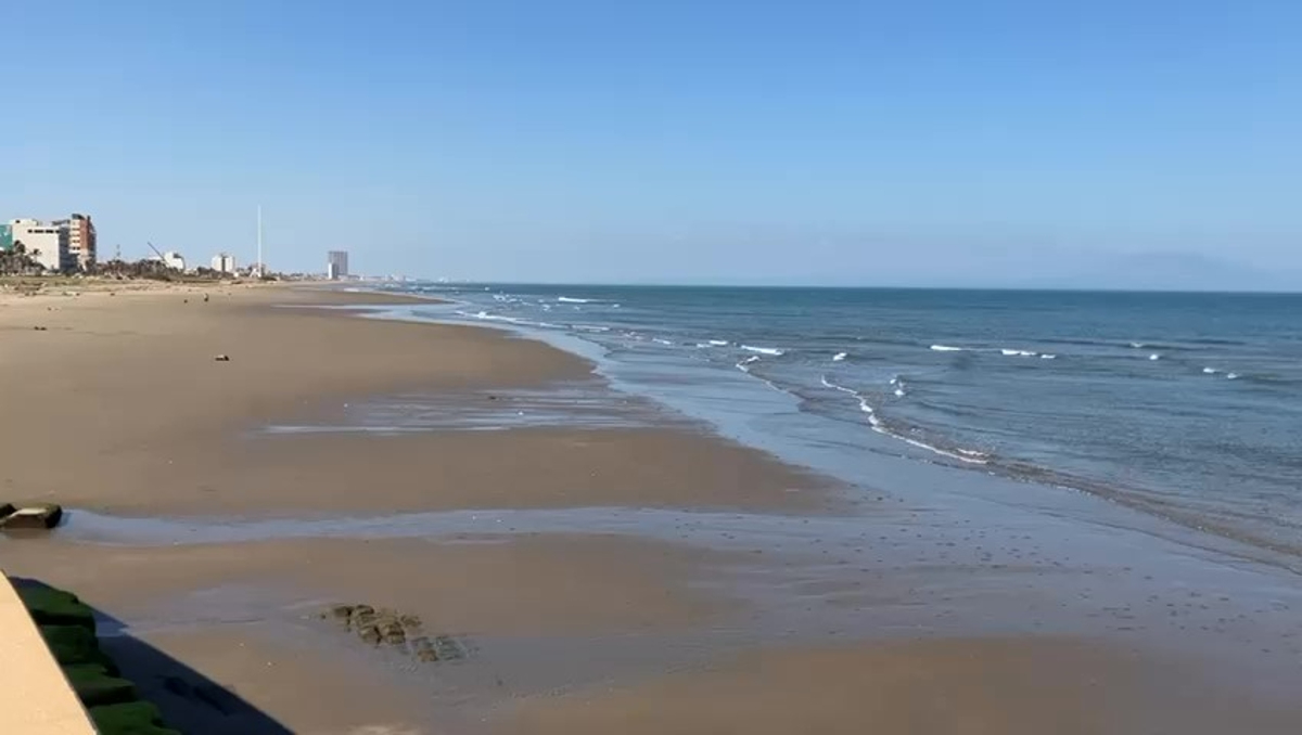 Tío y sobrina mueren ahogados en el mar en Coatzacoalcos