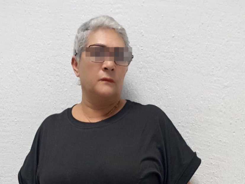 La mujer fue detenida y quedó a disposición de la FGE