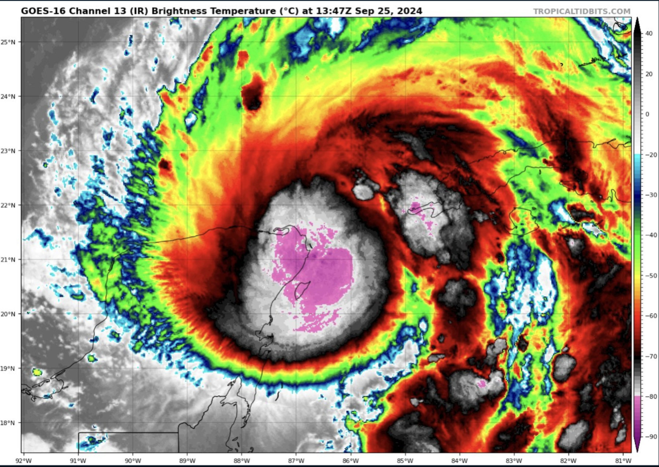 Helene se convertirá  en Huracán categoría 1 cerca de la Península de Yucatán; sigue su trayectoria en tiempo real