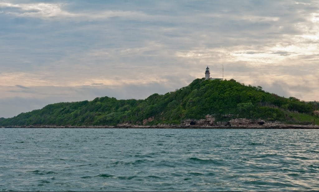 El faro del morro se encuentra en Seybaplaya, Campeche